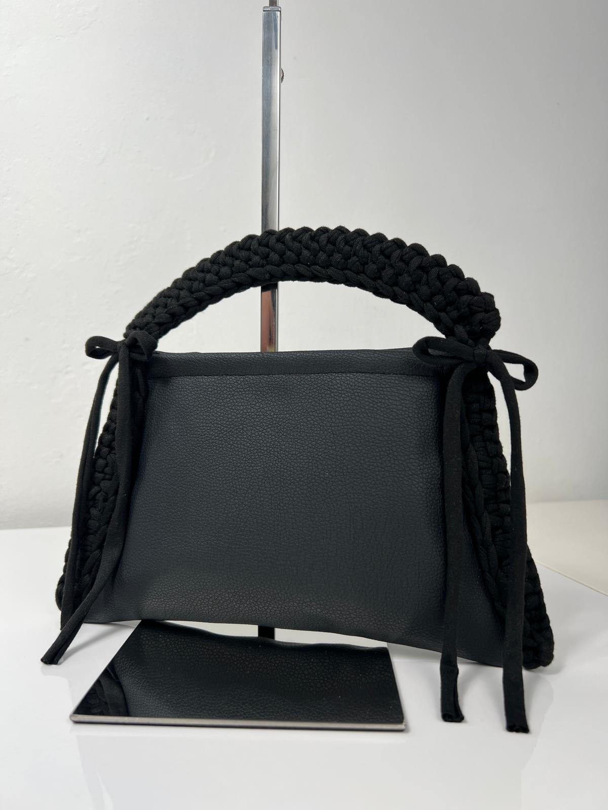 ERA - Mini Nera